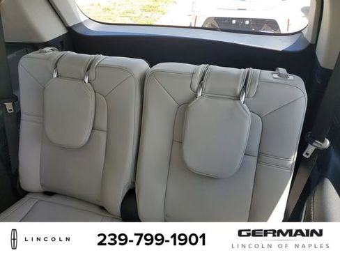 New 2026 Lincoln Aviator 2WD image 20