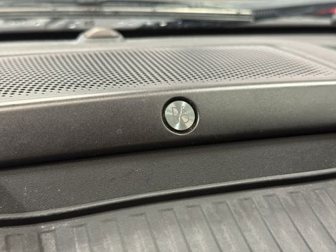 Used 2018 Ford F150 Raptor w/ Equipment Group 802A Luxury image 17