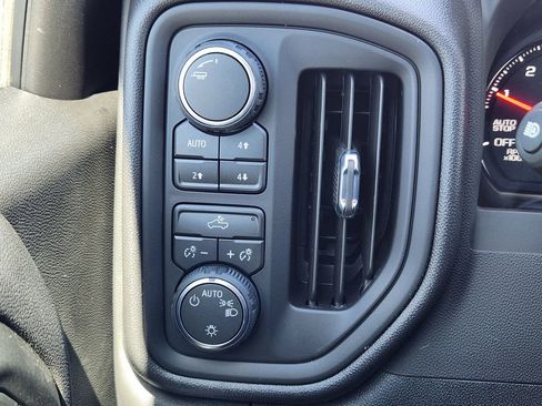 New 2026 Chevrolet Silverado 1500 Custom Trail Boss w/ LPO, Dark Essentials Package AWD/4WD image 23