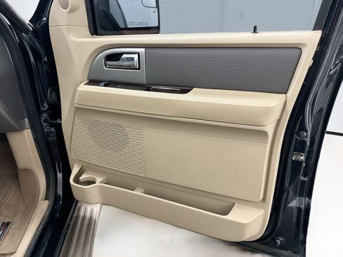 Used 2012 Ford Expedition XLT AWD/4WD image 36