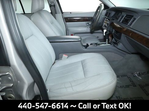 Used 2005 Mercury Grand Marquis LS image 31