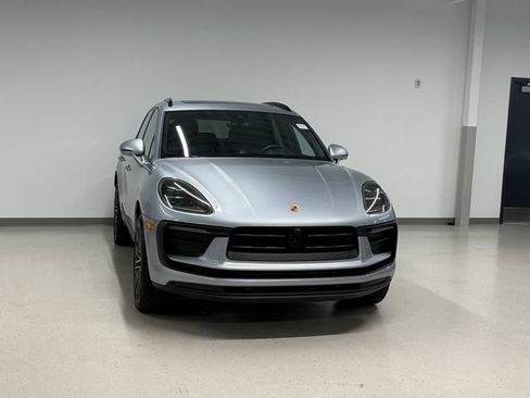 Certified 2026 Porsche Macan w/ Premium Package Plus AWD/4WD image 7