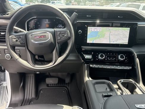 New 2026 GMC Sierra 2500 AT4X w/ LPO, Black Badging Package AWD/4WD image 5
