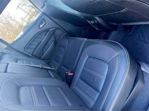 Used 2021 GMC Canyon Denali image 26