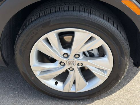 Used 2025 Buick Encore GX Preferred FWD image 9