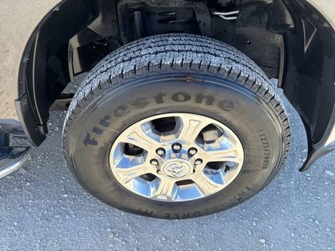 Used 2024 RAM 2500 Big Horn image 32