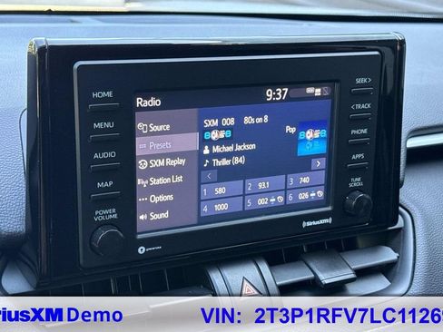 Used 2020 Toyota RAV4 XLE w/ XLE Grade Weather Package AWD/4WD image 28