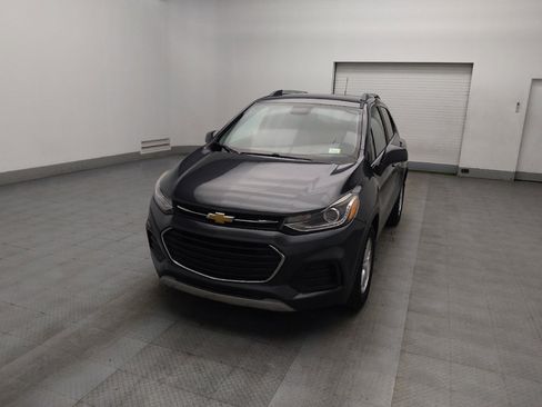 Used 2018 Chevrolet Trax LT w/ LT Convenience Package image 15