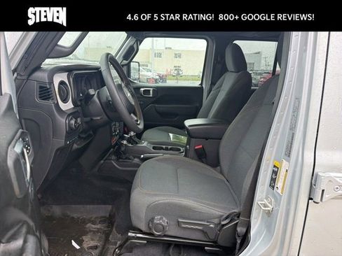 Used 2024 Jeep Wrangler Unlimited AWD/4WD image 16