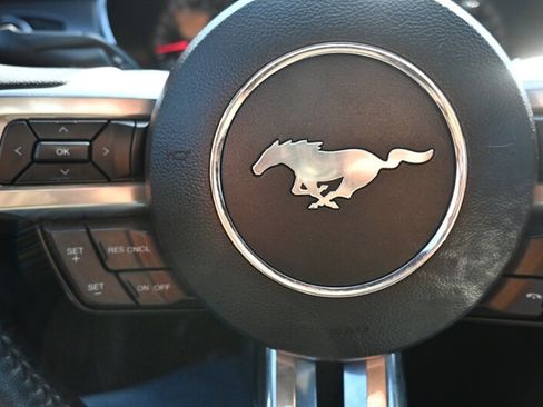 Used 2017 Ford Mustang GT w/ GT Performance Package image 30