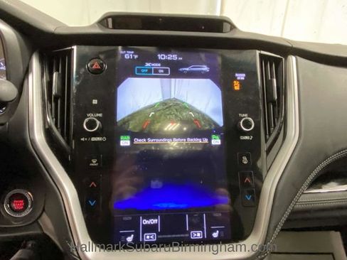 Used 2022 Subaru Outback Limited image 18