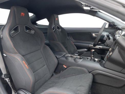 Used 2017 Ford Mustang Shelby GT350R w/ GT350R Equipment Group 920A image 4