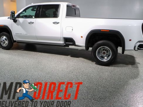 Used 2022 GMC Sierra 3500 Denali image 10