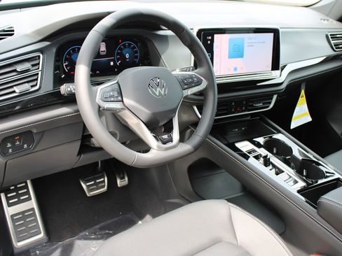 New 2026 Volkswagen Atlas Cross Sport SEL R-Line AWD/4WD image 8