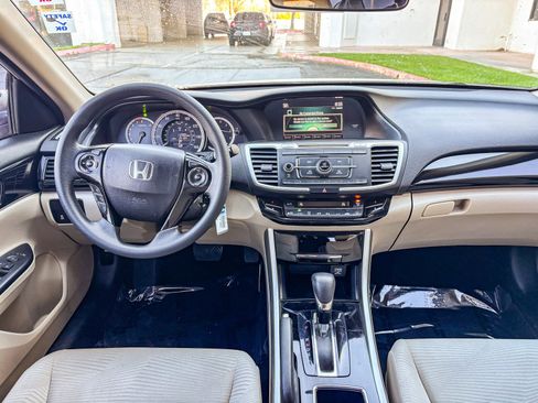 Used 2017 Honda Accord LX image 15