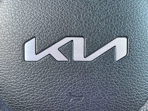 Used 2023 Kia Soul GT-Line FWD image 31