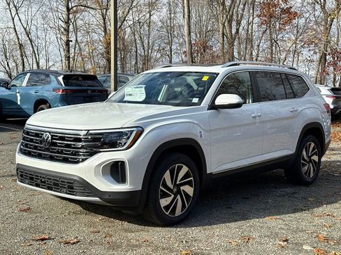New 2026 Volkswagen Atlas SEL image 5