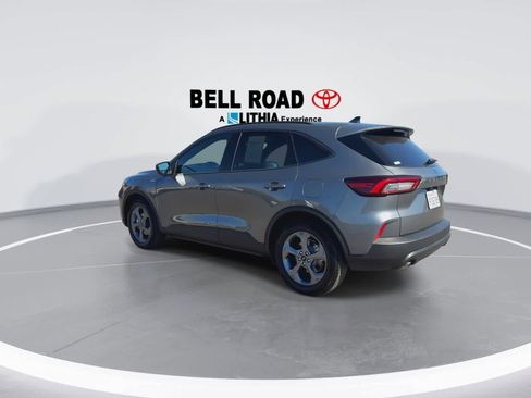 Used 2025 Ford Escape ST-Line image 6