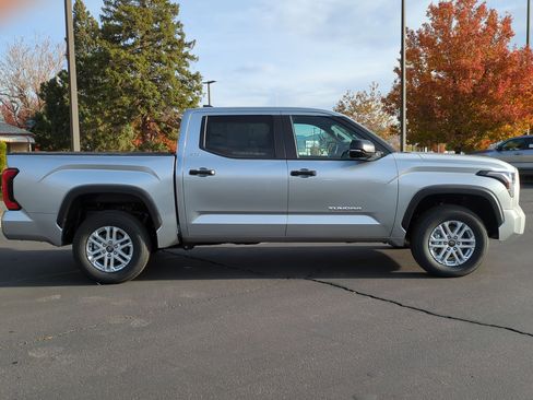 New 2026 Toyota Tundra SR5 image 6
