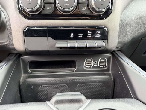 Used 2022 RAM 1500 Laramie AWD/4WD image 30