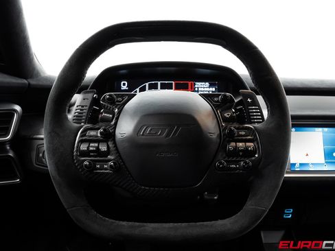 Used 2022 Ford GT RWD image 37