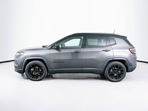Used 2022 Jeep Compass Altitude w/ Convenience Group image 4