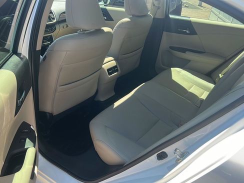 Used 2017 Honda Accord Touring image 20