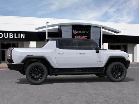 New 2026 GMC Hummer EV 2X image 3