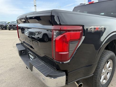 Used 2024 Ford F150 XLT w/ Mobile Office Package image 35