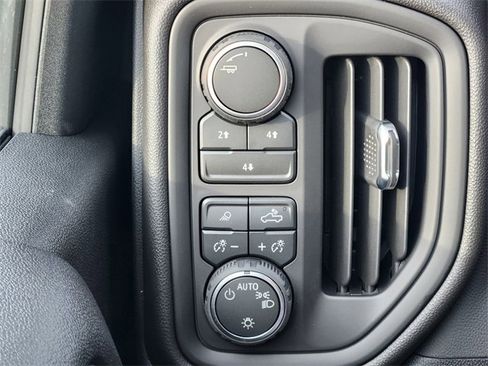 New 2026 Chevrolet Silverado 2500 W/T image 20