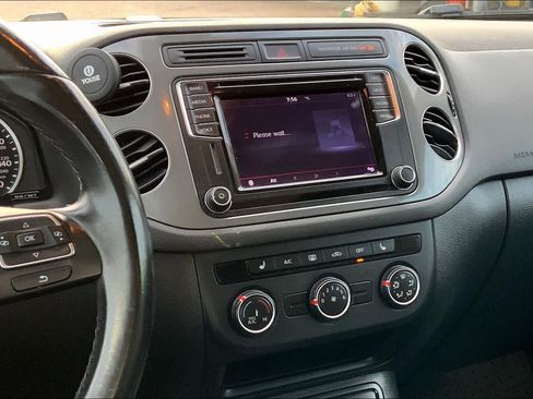 Used 2017 Volkswagen Tiguan Wolfsburg Edition image 5