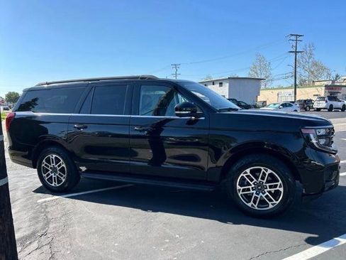 Certified 2025 Ford Expedition Max Active AWD/4WD image 4