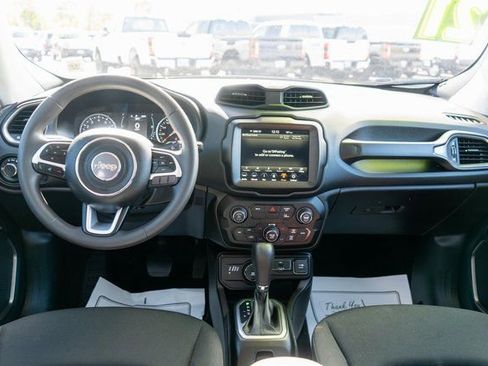 Used 2023 Jeep Renegade Latitude image 14