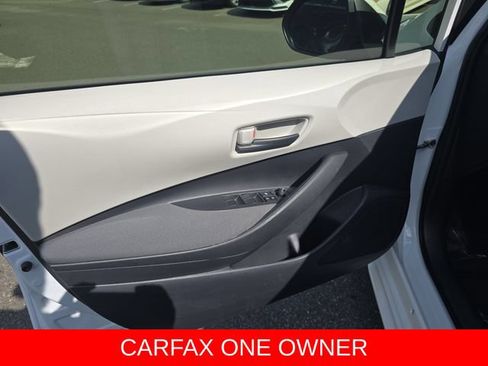 Used 2022 Toyota Corolla LE FWD image 24