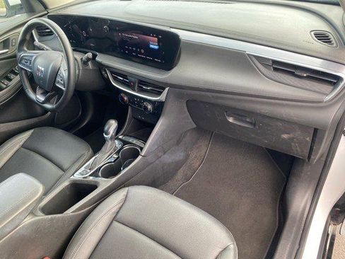 Used 2024 Buick Encore GX Sport Touring image 31