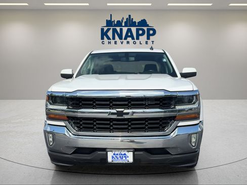 Used 2018 Chevrolet Silverado 1500 LT w/ Texas Edition RWD image 2