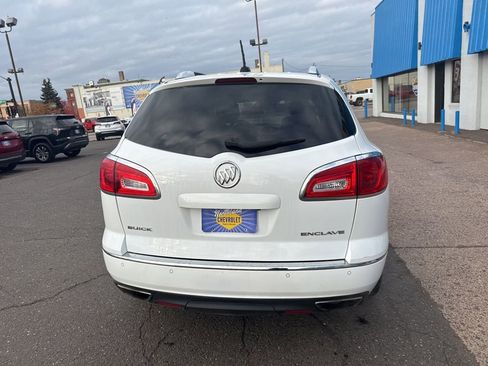 Used 2017 Buick Enclave Leather image 11