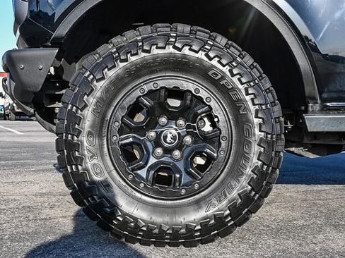 Certified 2022 Ford Bronco Badlands AWD/4WD image 13