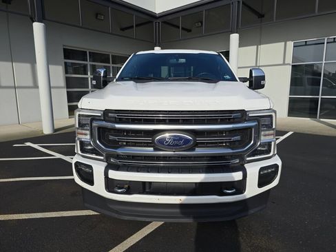 Used 2021 Ford F350 Platinum AWD/4WD image 2