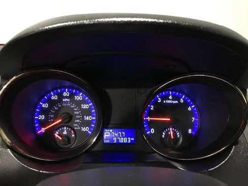 Used 2012 Hyundai Genesis 2.0T image 18