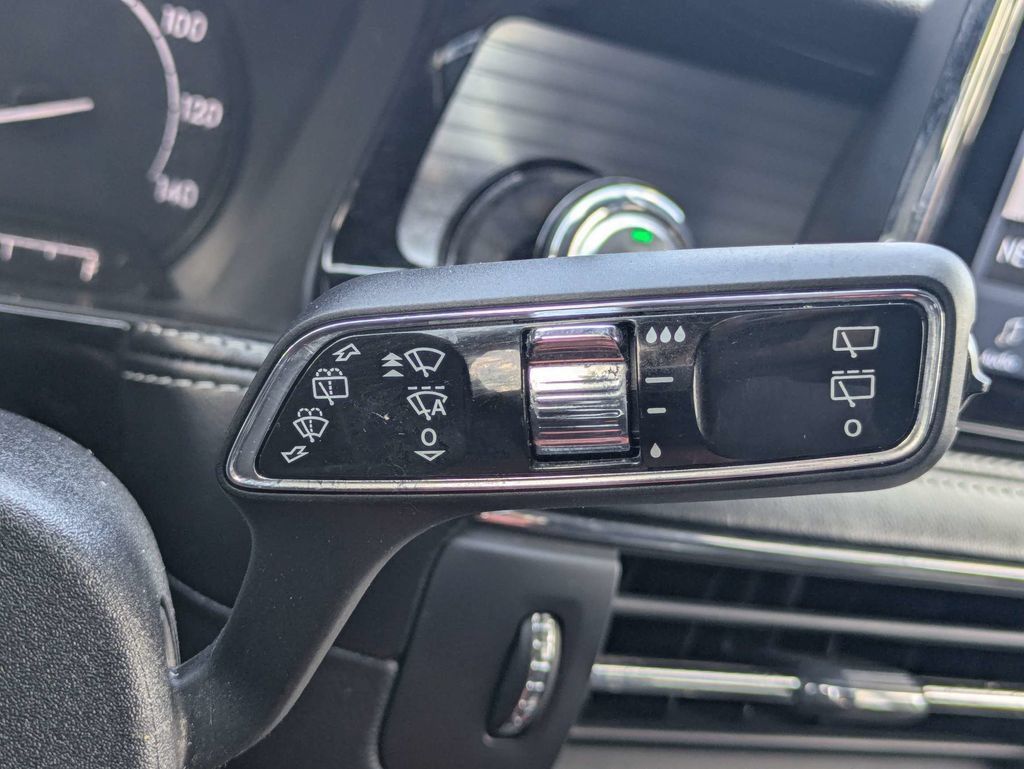 Used 2022 Lincoln Corsair AWD w/ Premium Package image 33