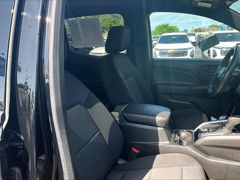 Used 2023 Chevrolet Colorado W/T w/ LPO, Pro Essentials Package AWD/4WD image 7