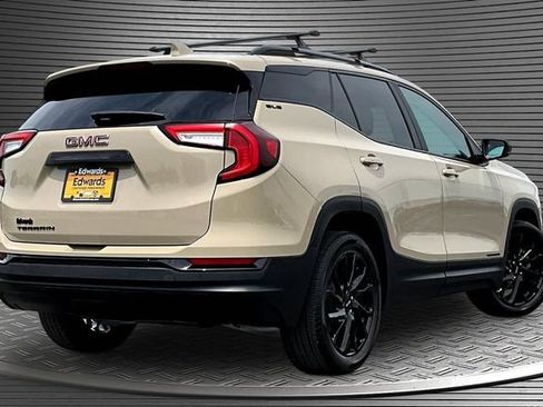 Used 2023 GMC Terrain SLE w/ Driver Convenience Package FWD image 6