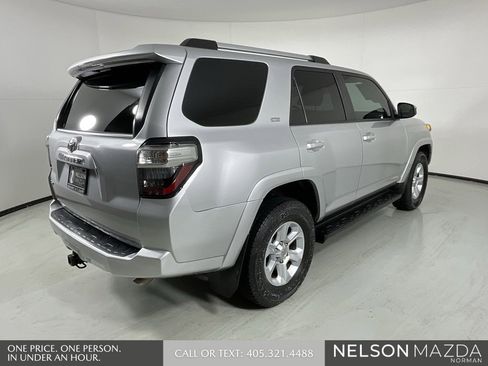 Used 2021 Toyota 4Runner SR5 image 7