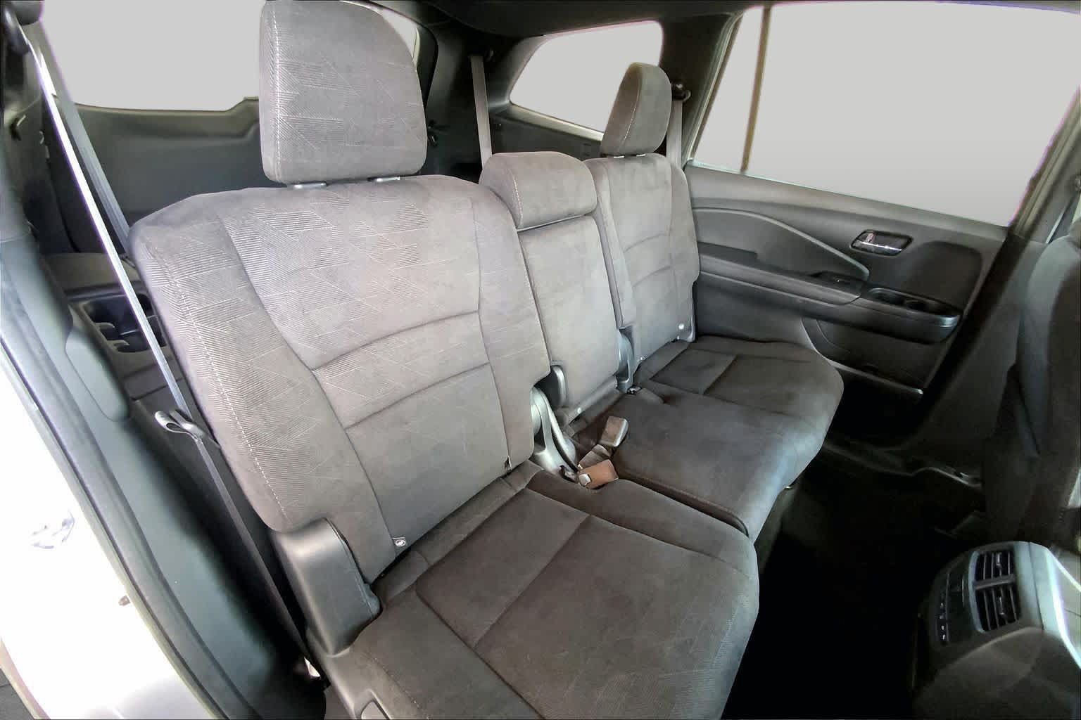Used 2022 Honda Pilot Sport image 20