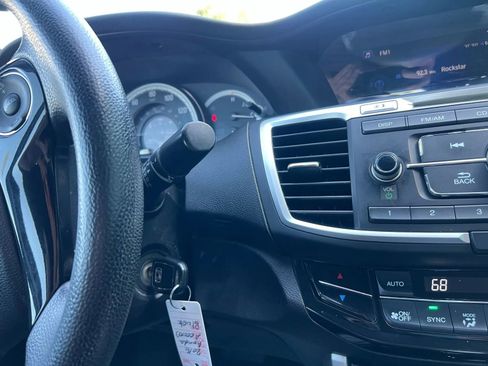 Used 2016 Honda Accord LX image 15