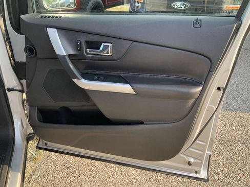 Used 2013 Ford Edge SEL FWD image 43