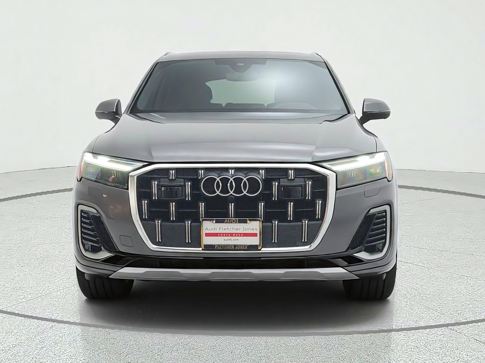 Used 2025 Audi Q7 3.0T Premium Plus w/ Premium Plus Package AWD/4WD image 2