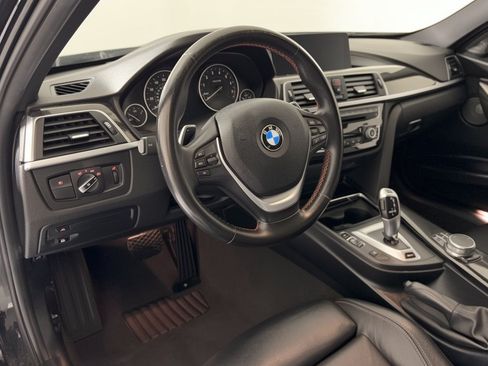 Used 2018 BMW 330e w/ Premium Package RWD image 4