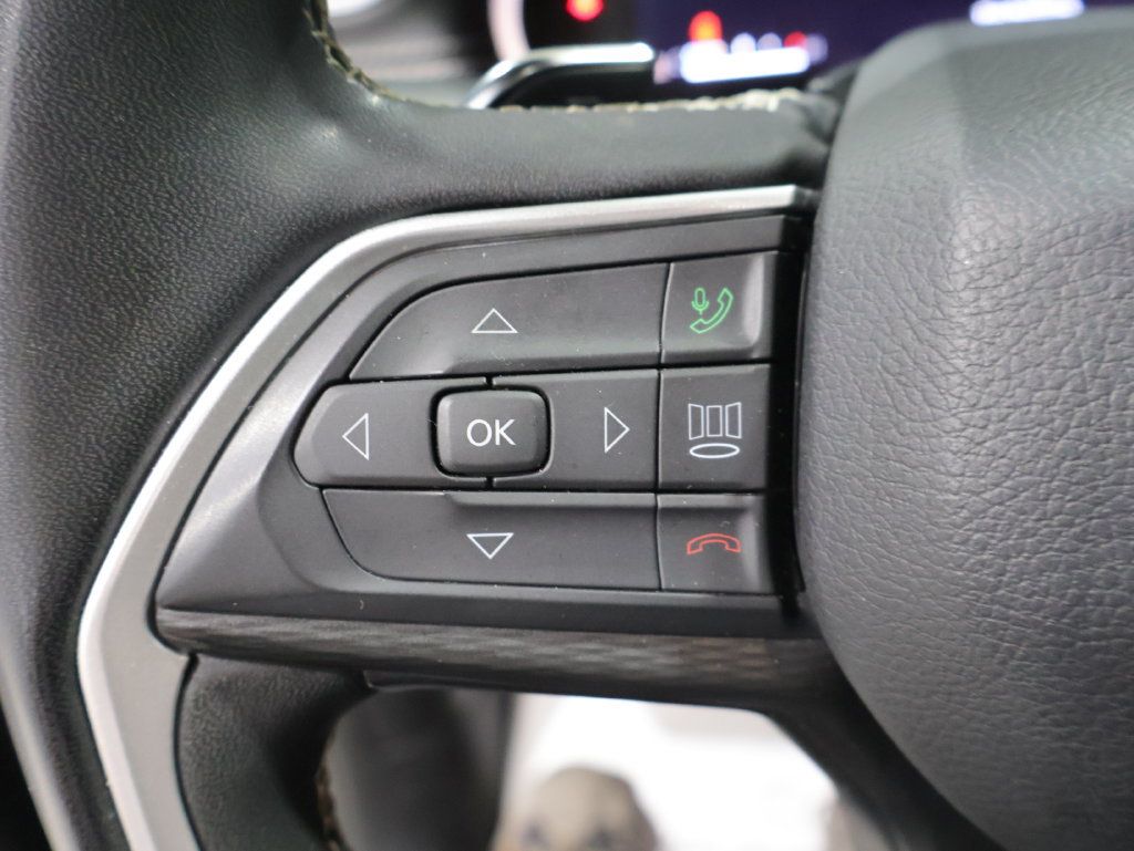 Certified 2023 Jeep Grand Cherokee Altitude AWD/4WD image 31